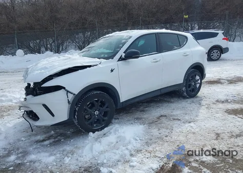 2023 Dodge Hornet Gt Awd z USA, uszkodzony, nr VIN ZACNDFAN7P3A02086
